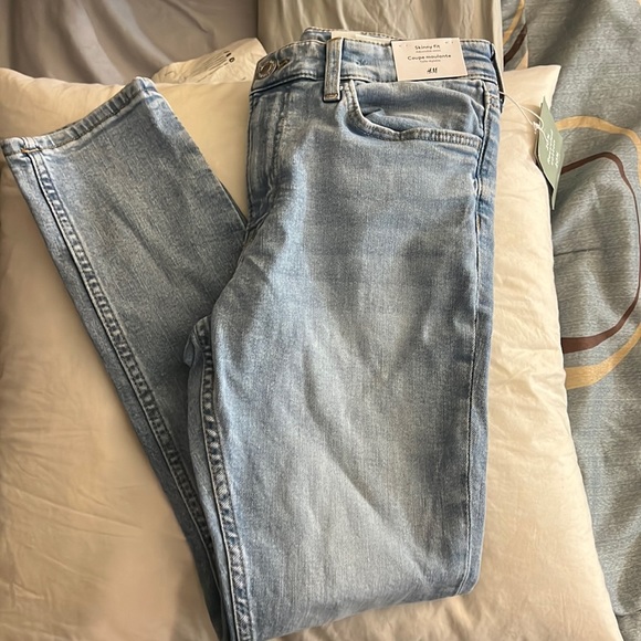 Light Blue Jeans - Picture 1 of 2